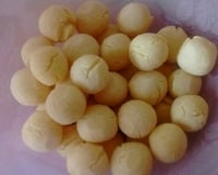 Pão de queijo sem queijo, sem ovo e sem lactose