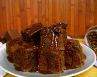 Bolo de café com chocolate