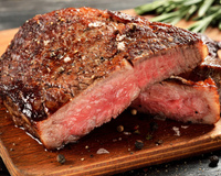 Faça um bife suculento com esses truques práticos e fáceis que servem para qualquer corte de carne!