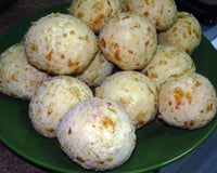 Autêntico pão de queijo mineiro