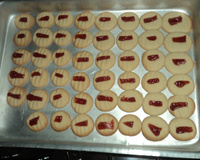 Biscoitinhos com goiabada