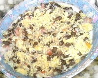 Arroz com lentilhas, frango e passas