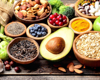 Conheça os alimentos que ajudam a sugar o açúcar do sangue