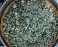 Quiche fácil de espinafre com ricota