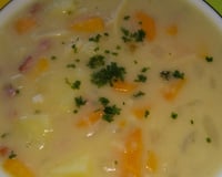 Sopa de feijão com macarrão