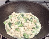 Peito de frango com brócolis ao jeito mineirinho