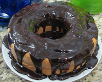 Cobertura de chocolate para bolo rápida