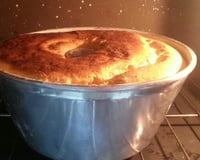 Bolo de milho verde com queijo