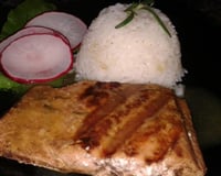 Salmão ao molho de laranja