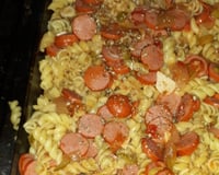 O suculento macarrão com salsicha