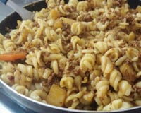 Carne moída com batata