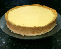 Torta fácil de brigadeiro com maracujá