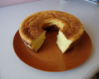 Bolo delícia de farinha láctea e leite condensado