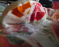 Gelatina colorida com maria-mole