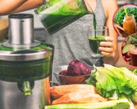 Suco detox para emagrecer saudável: veja como combinar ingredientes para uma bebida VITAMINADA, com poucas calorias e muito saborosa!