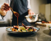 Quer comer bem este mês? Confira o guia completo para curtir a Restaurant Week em SP sem erro