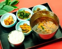 Sopa de frango com legumes