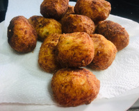 Bolinho de arroz com massa de batata da Adriene