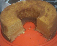 Bolo de fubá cremoso