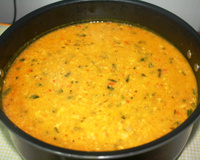 Caldo de peixe com frutos do mar