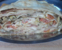 Rocambole  de massa de pastel