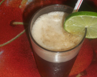 Mate gelado com limão espumante