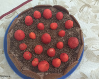 Pavê de chocolate e morango da Taís