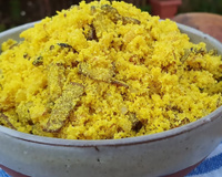 Essa receita de farofa com casca de banana surpreende até quem não gosta de fruta