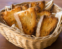 Torrar pão reduz o índice glicêmico, mas pode fazer você comer mais. Existe uma alternativa melhor para o açúcar no sangue