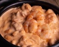 Se eu fosse passar a Páscoa como convidado levaria esse strogonoff de camarão que não fica borrachudo: é só preparar antes de sair