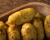 Bolinho de batata-doce com frango: confira a receita