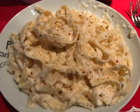 Molho branco com 3 queijos