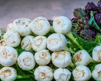 Ouro vegetal: a verdura que ajuda a reduzir o inchaço e combater a retenção de líquidos naturalmente