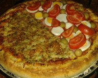 Massa de pizza com borda recheada