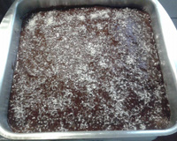 Bolo prático de chocolate molhadinho