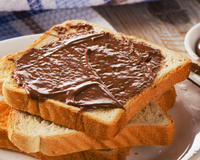 Com 47 calorias por colher, esse creme de cacau é o substituto da Nutella que você vai querer comer todo dia