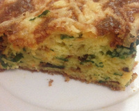 Torta de fubá com espinafre