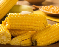 Pare de cozinhar milho em água pura: TudoGostoso ensina um truque simples para deixar os grãos doces e macios