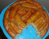 Bolo sem ovos de banana caramelada