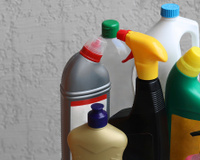 Misturas perigosas: o que pode acontecer se você combinar esses 5 produtos de limpeza