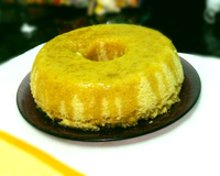 Bolo de laranja molhadinho de micro-ondas