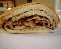 Pão caseiro recheado com chocolate