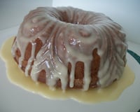 Bolo de laranja com cobertura