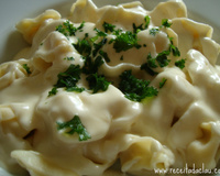 Capelleti ao molho branco