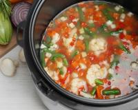 Hora das receitas de inverno! Veja 3 panelas de pressão elétricas por menos de R$ 300!