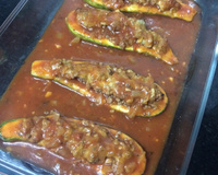 Barquinha de abobrinha recheada com carne moída