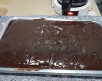 Bolo de chocolate sem leite e sem ovo