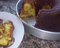 Bolo de fubá caramelizado