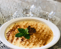 Doce de banana com creme simples