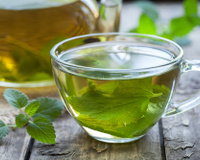 Benefícios da erva-cidreira para a saúde: confira